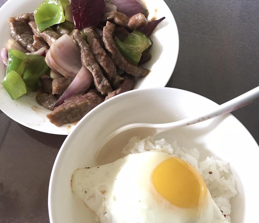 洋葱炒牛肉