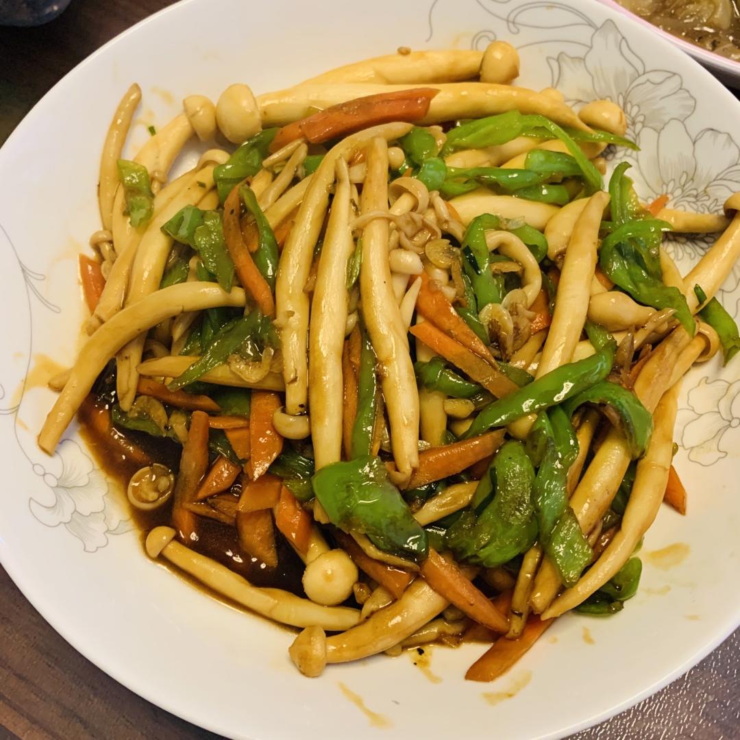 蕊哥做的爆炒海鲜菇