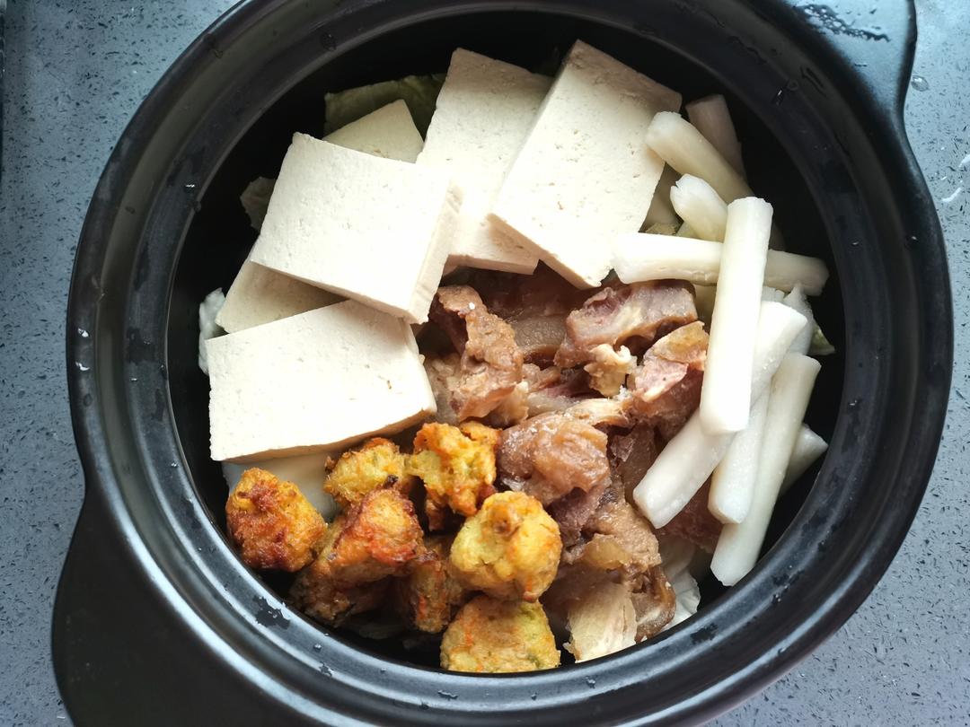 家常白菜炖豆腐 ｜15分钟上桌好吃不贵冬日保平安！