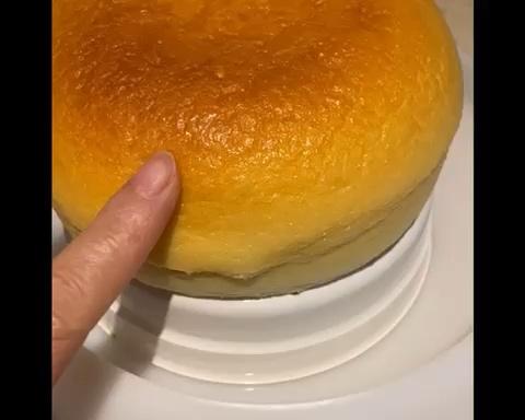 电饭煲懒人版抖臀蛋糕