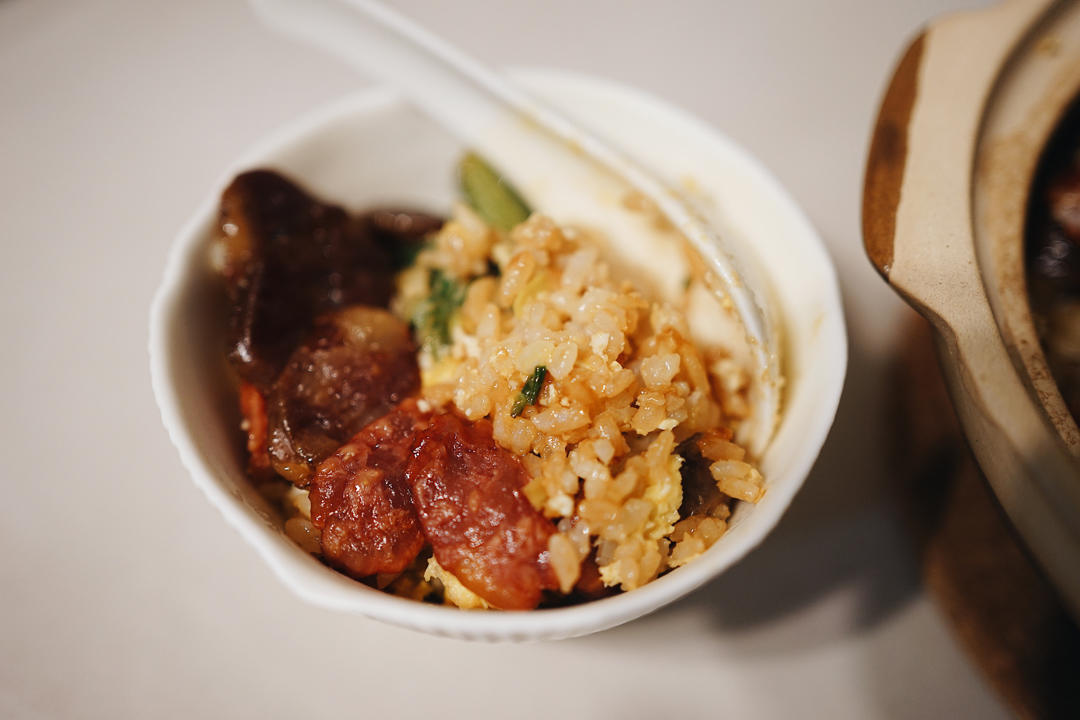 腊味煲仔饭，20分钟饭菜同出