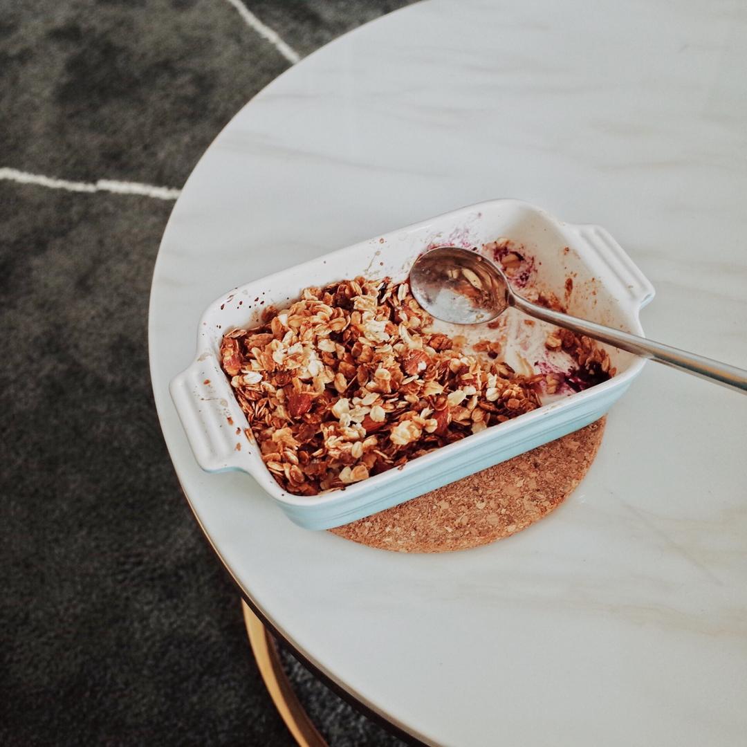 黄桃蓝莓燕麦脆丨健康·三餐