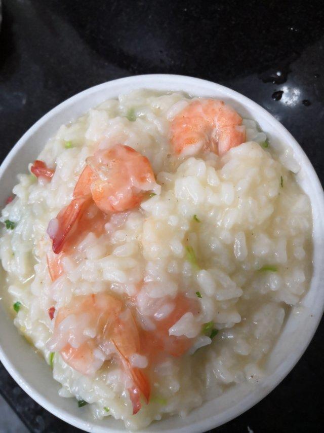 鲜虾砂锅粥
