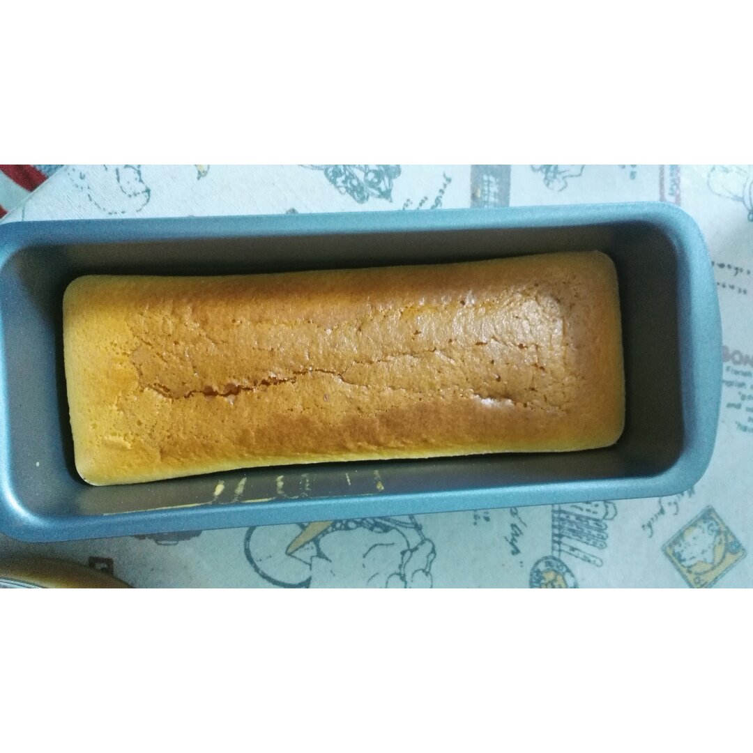 消耗淡奶油之作——淡奶油小蛋糕