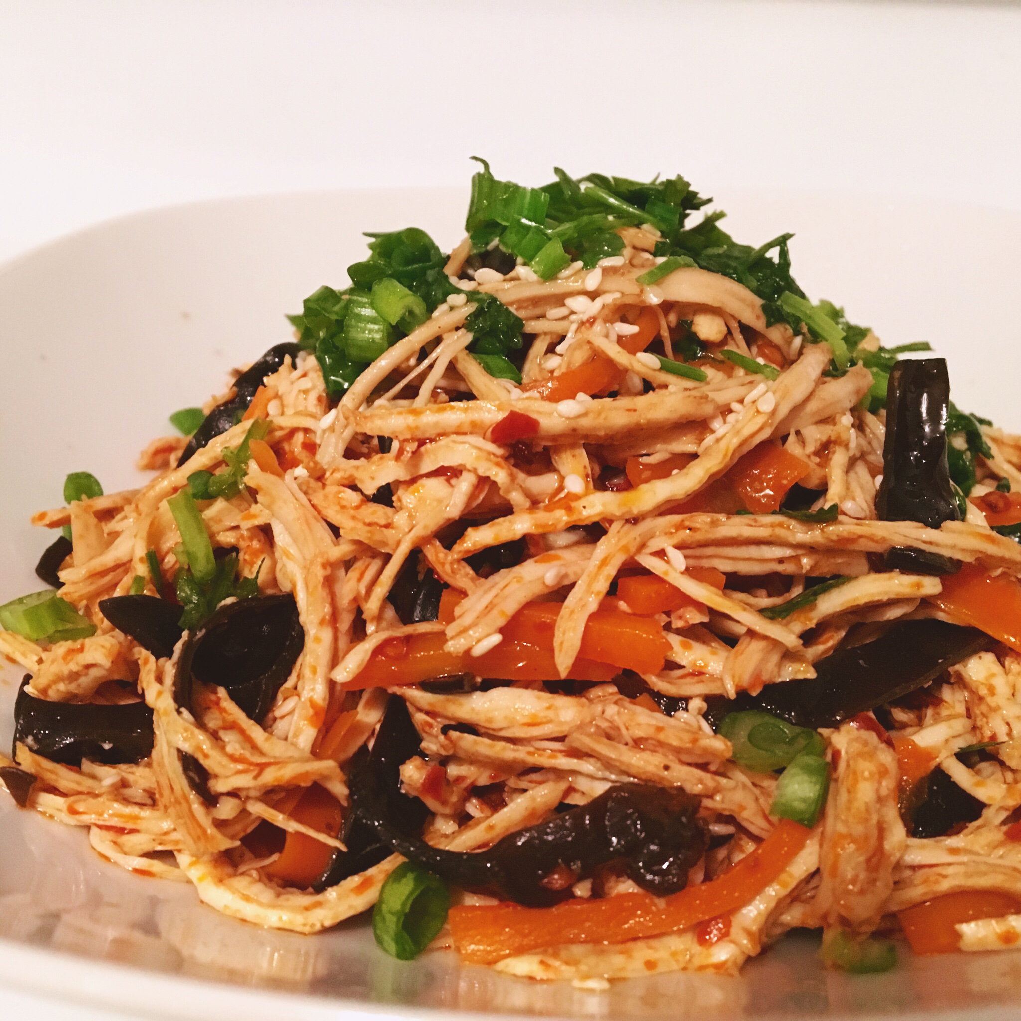 减脂健身｜凉拌手撕鸡丝（香辣&麻油版）