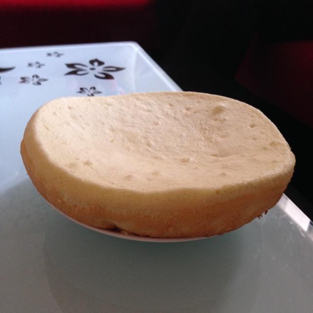 四步就能完成的超简易电饭煲蛋糕的做法
