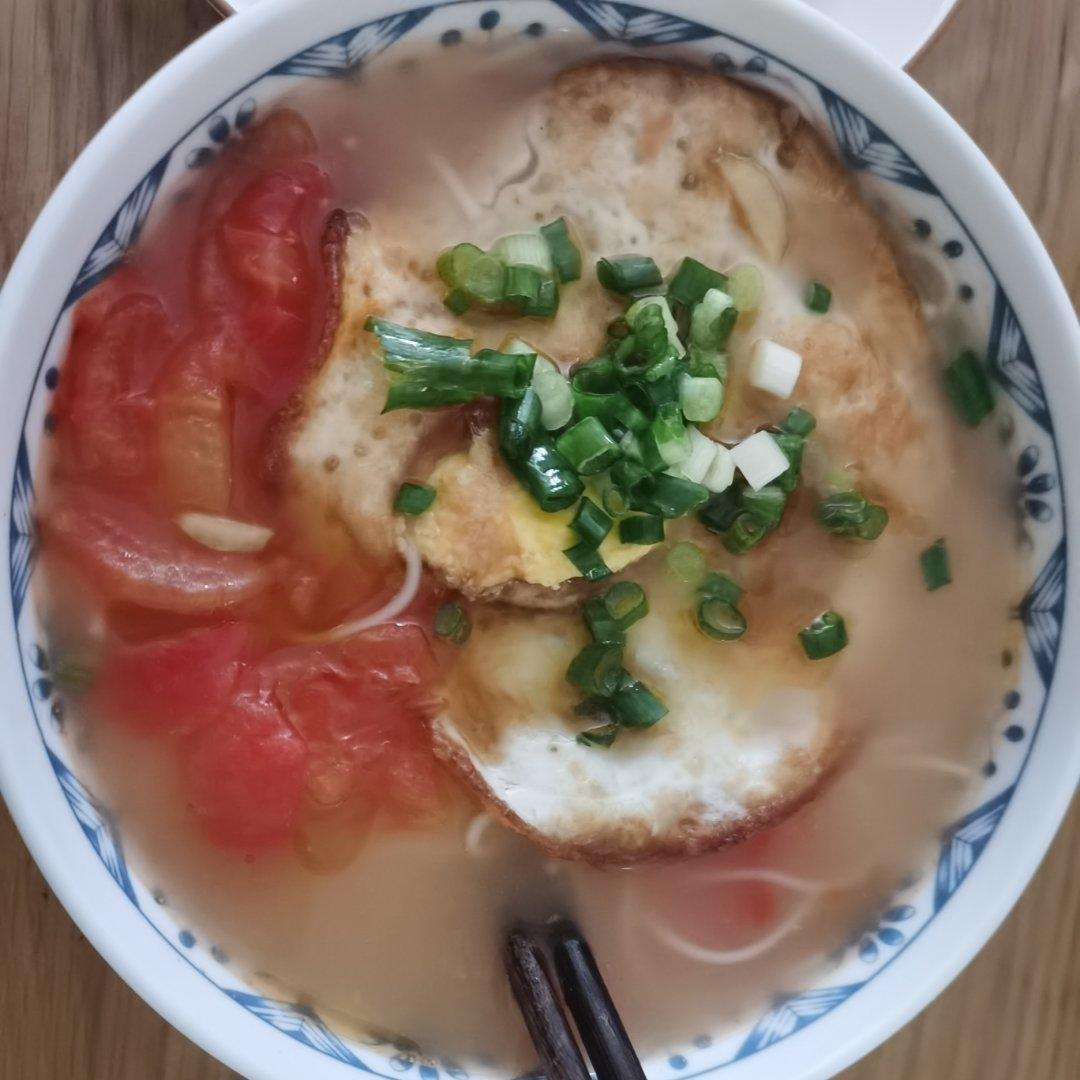番茄煎蛋面