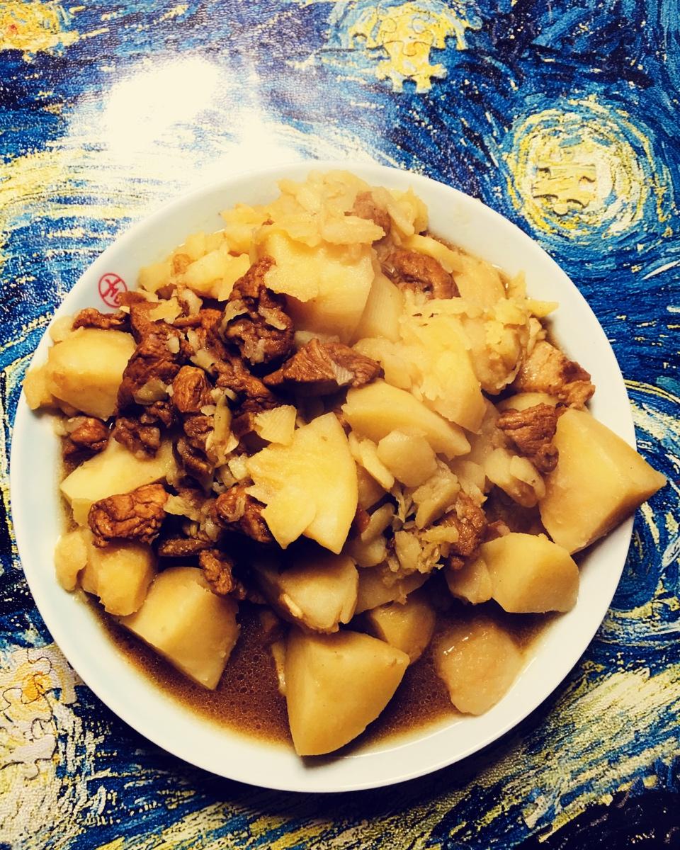 土豆炖肉