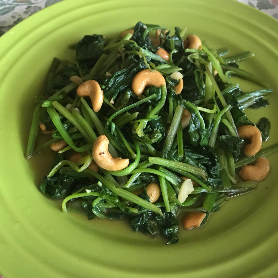清炒菠菜