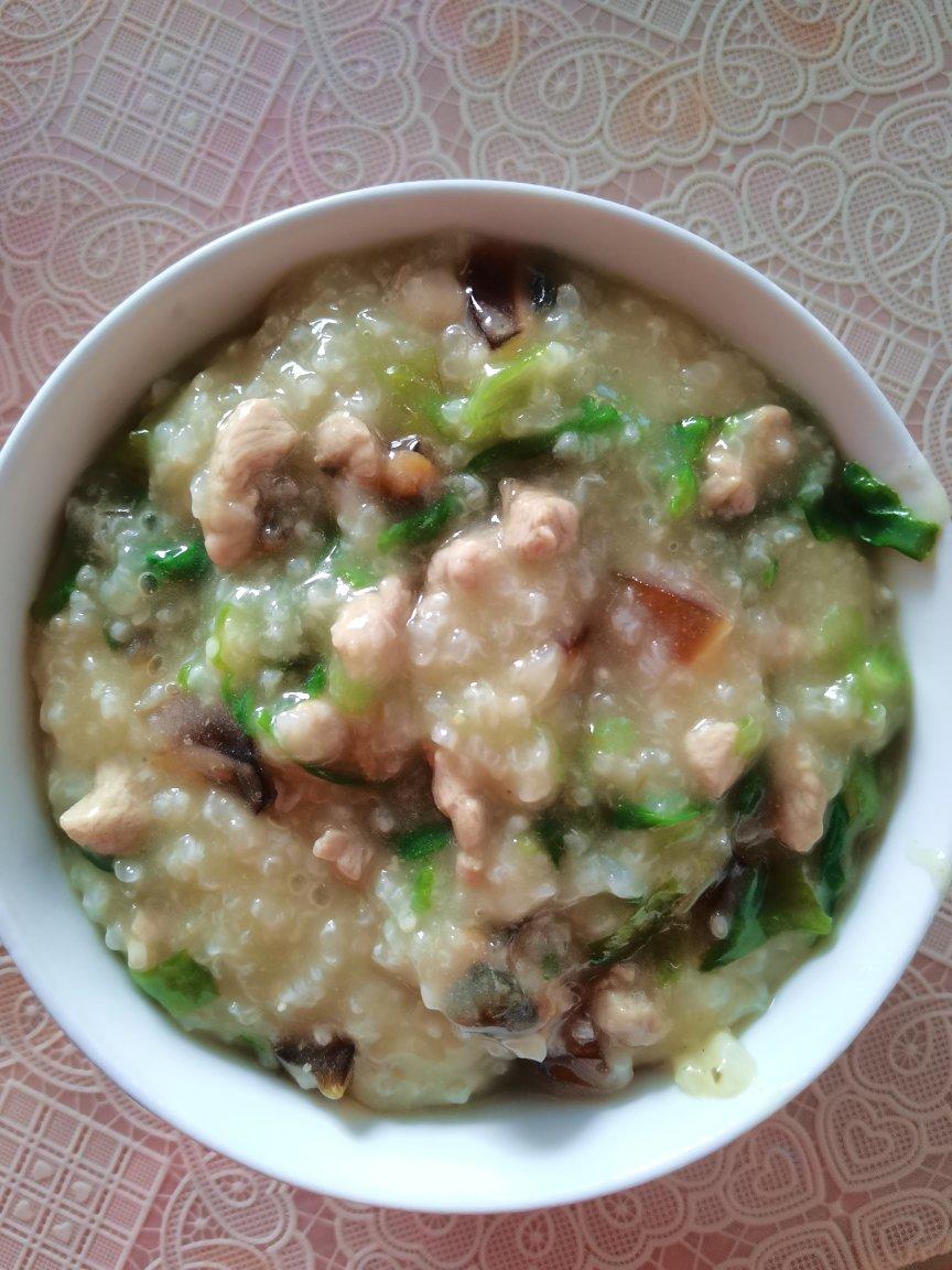 妈妈👩教我做的皮蛋瘦肉粥🥣简单快捷美味😋