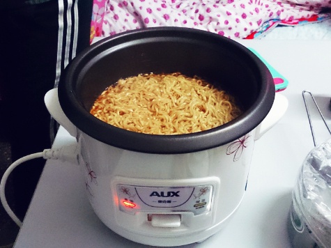 没锅没火的宿舍日常