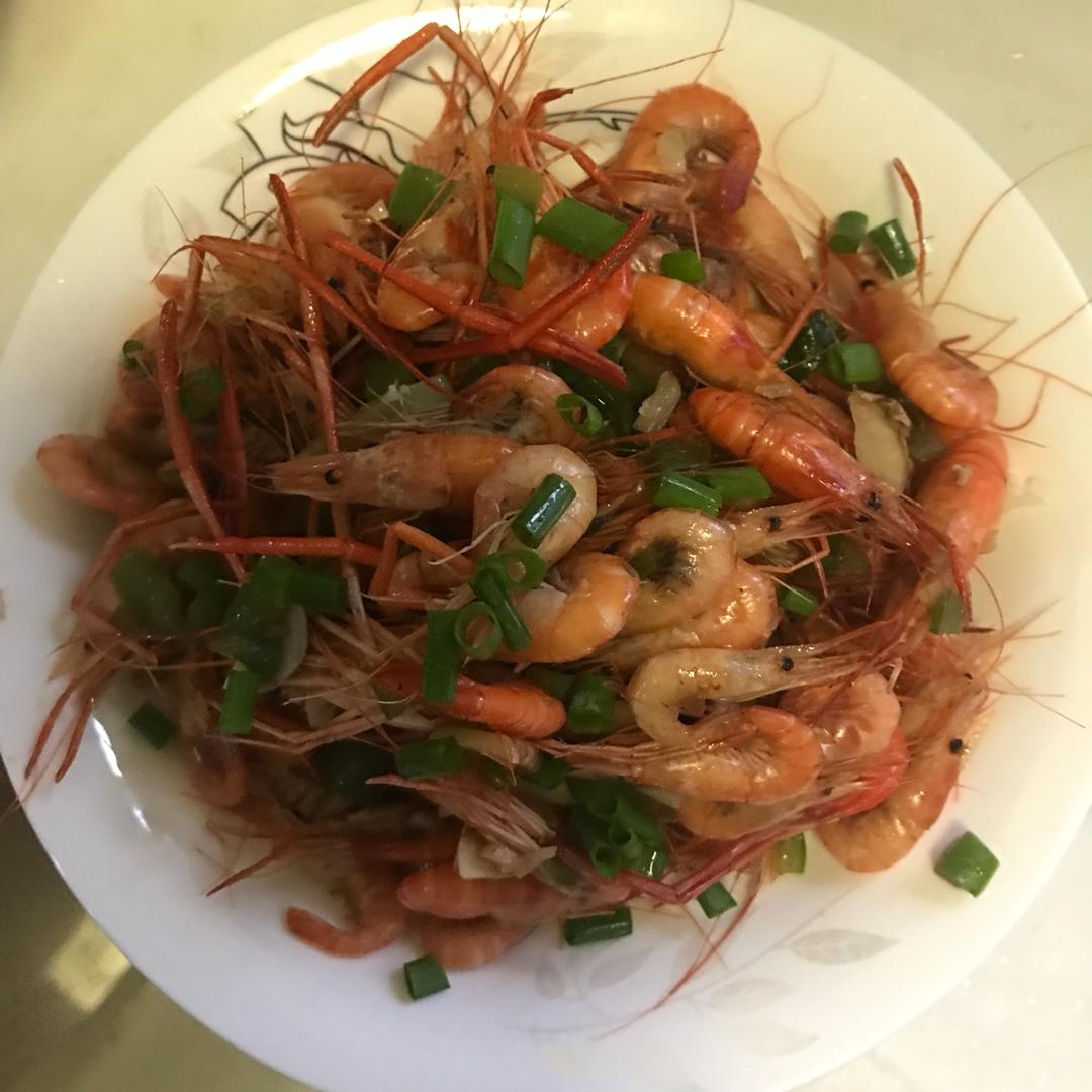 爆炒小河虾