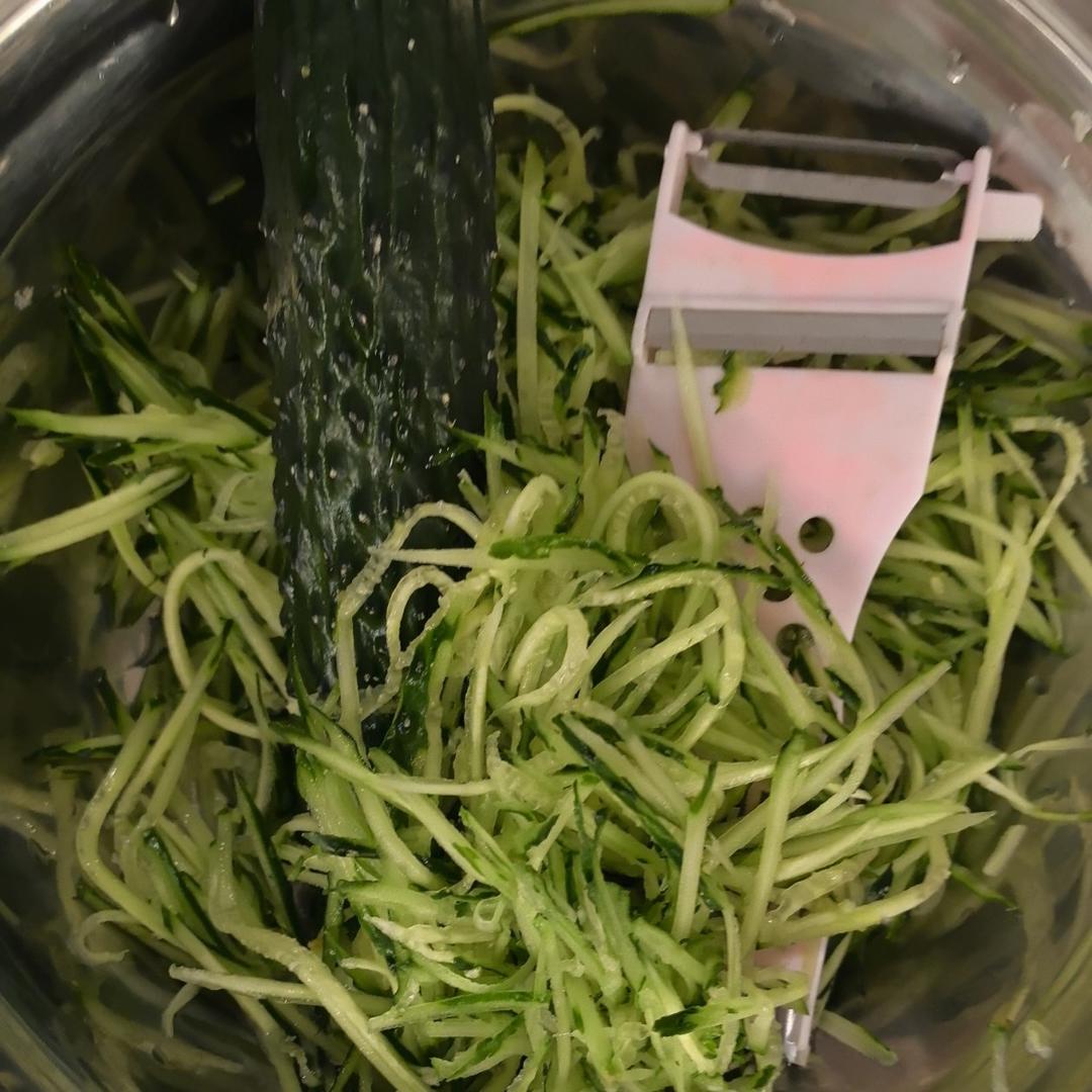 全網(wǎng)最佳減肥美食:涼拌合萊的做法 步驟5