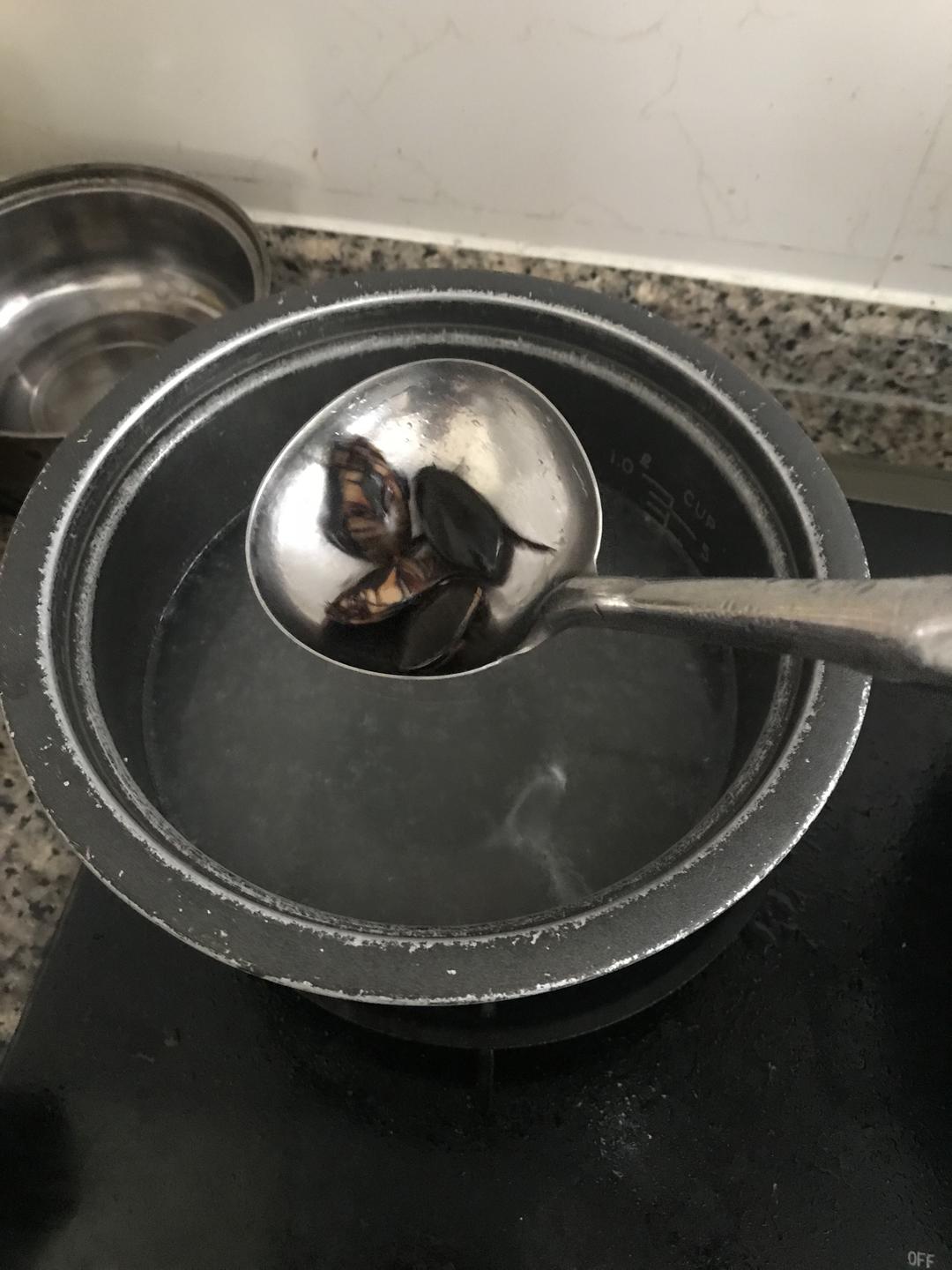 龙虱骨头汤治夜尿多