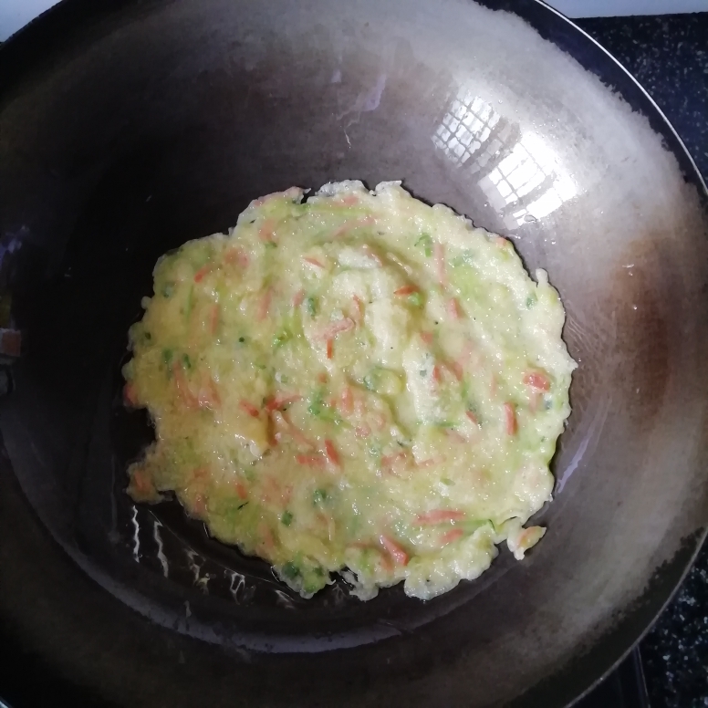 黄瓜火腿鸡蛋饼的做法 步骤5