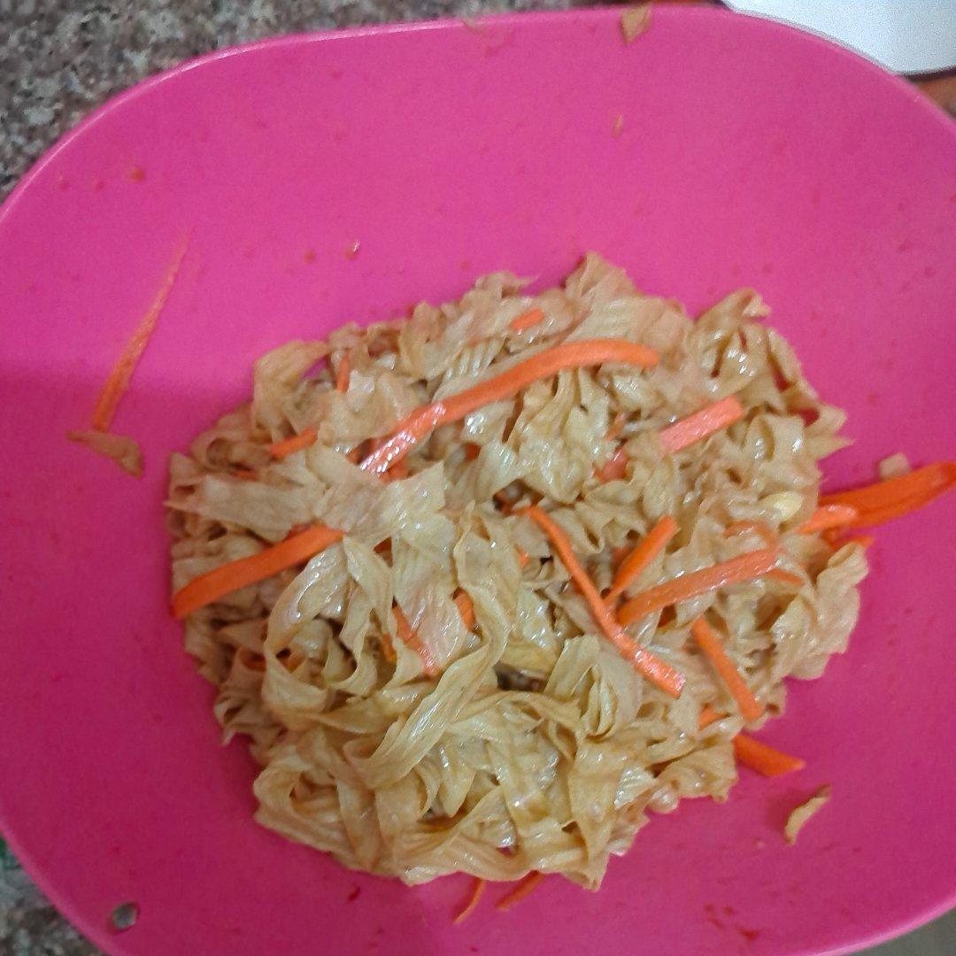 凉拌豆腐皮