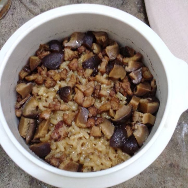 电饭锅版香菇腊肠饭