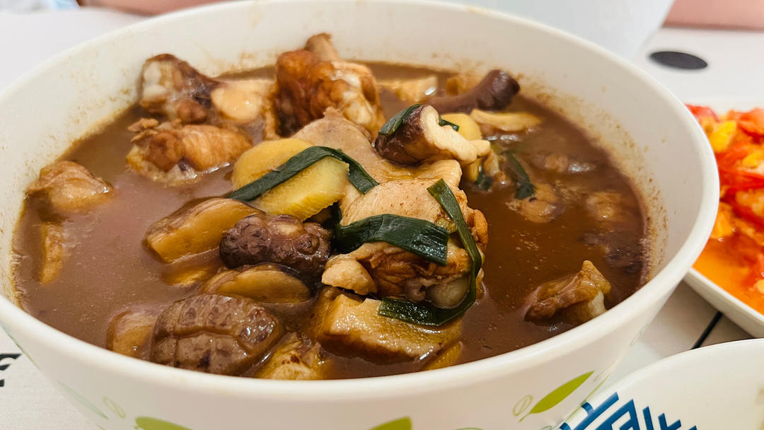 葱油烧鸡腿｜每一口米饭都不无辜