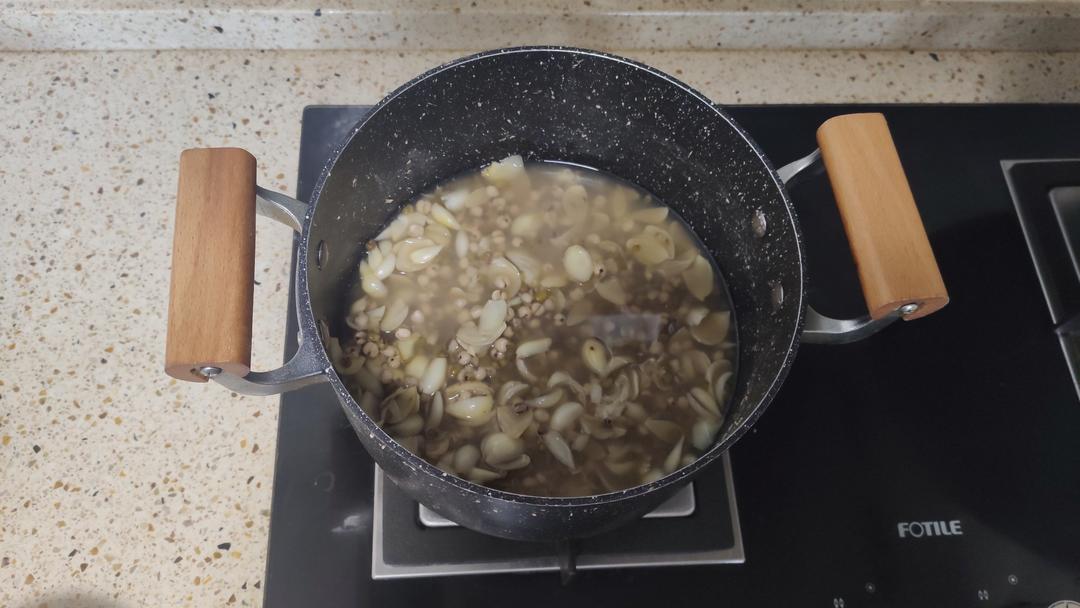 薏仁绿豆百合汤