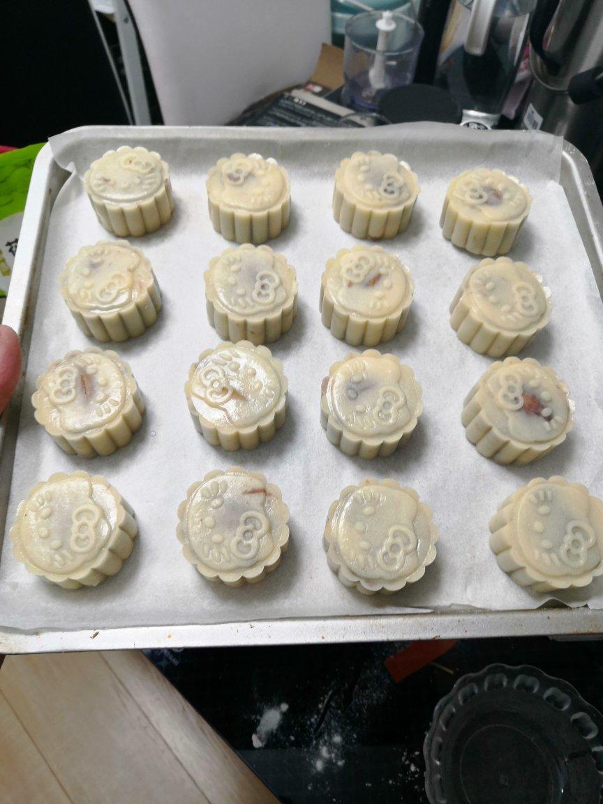 广式月饼——咸蛋黄豆沙月饼（新手版）