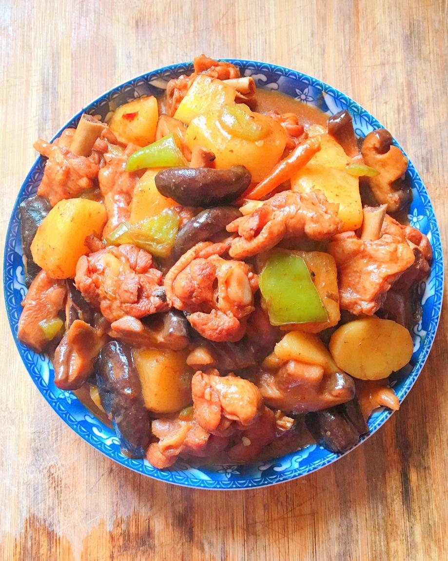 土豆香菇炖鸡腿