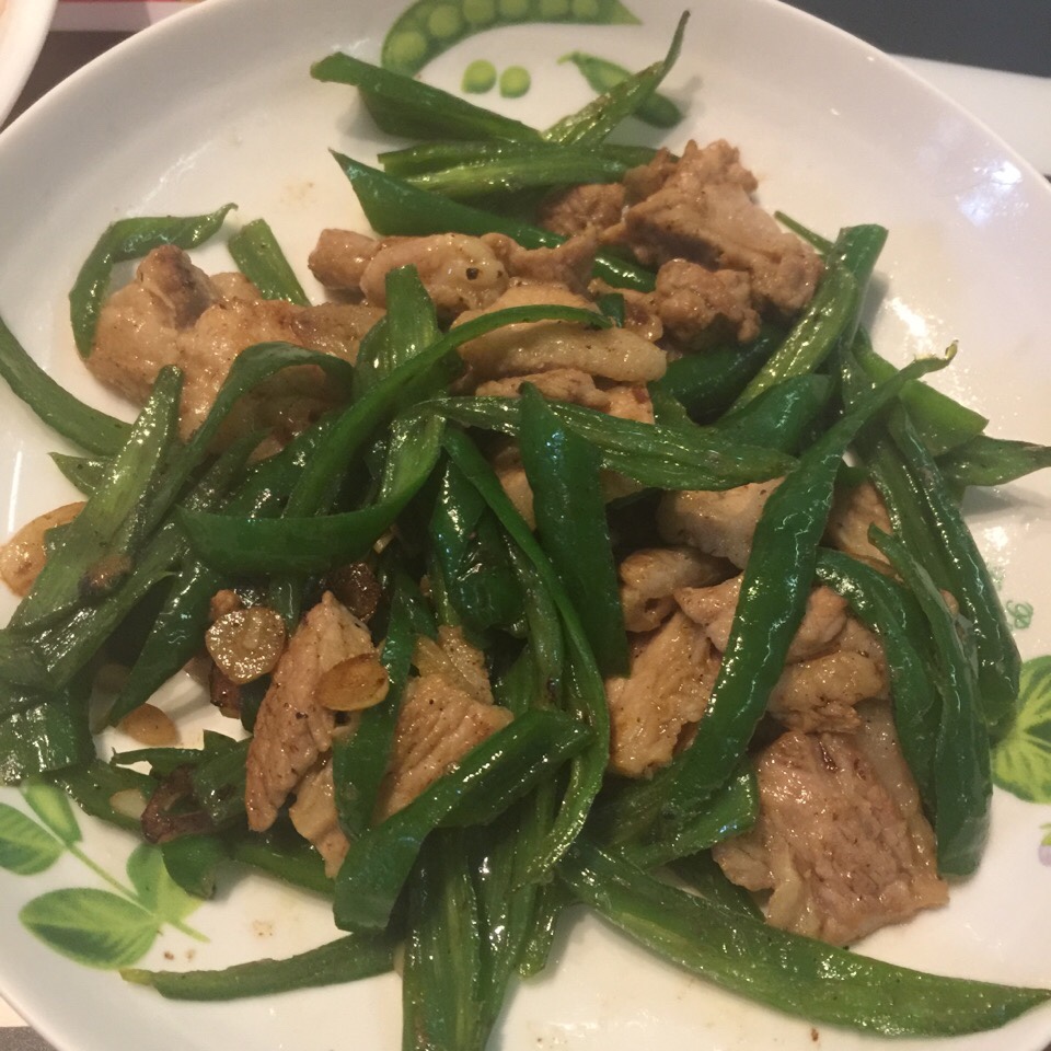 农家小炒肉【记忆中勾魂的油汤】