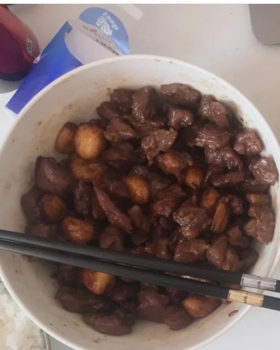 黑蒜子牛肉粒