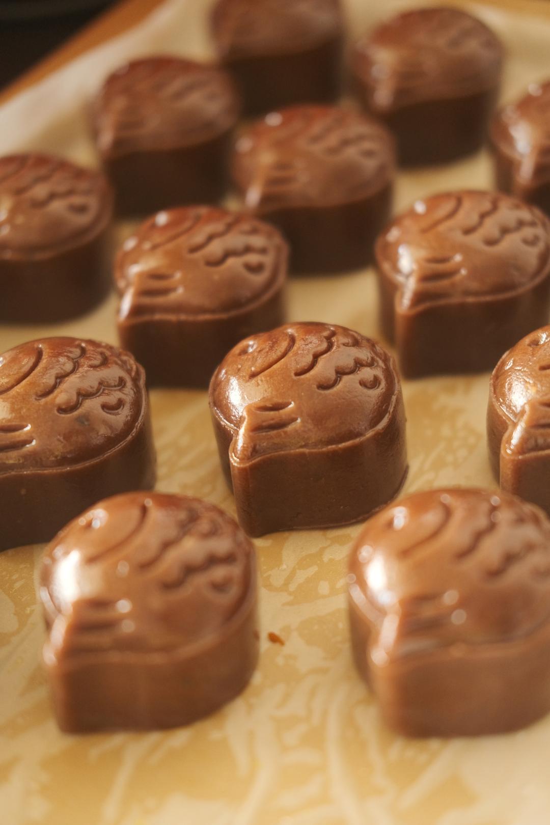 原创首发——广式生椰拿铁软心月饼