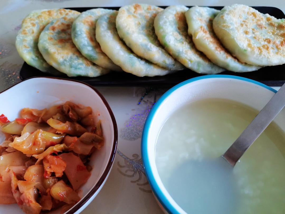 韭菜鸡蛋馅饼