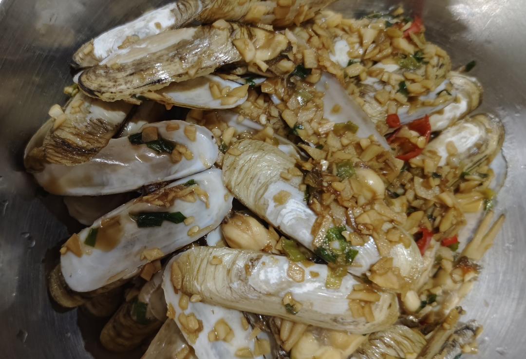 蒜蓉粉丝蛏子