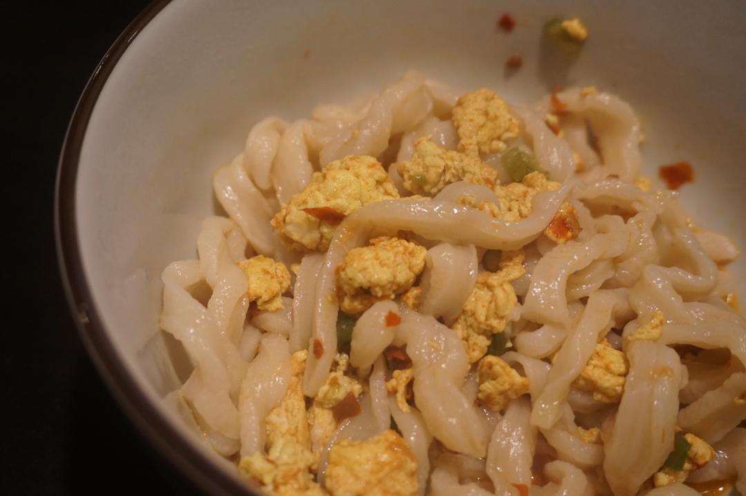 小叶子穿花裤的日常