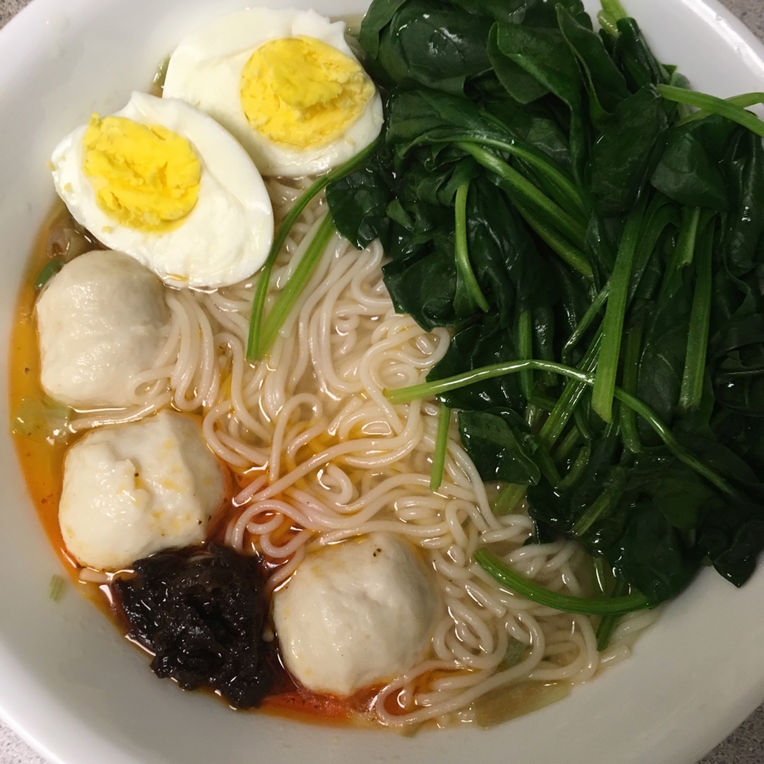 鱼丸素面