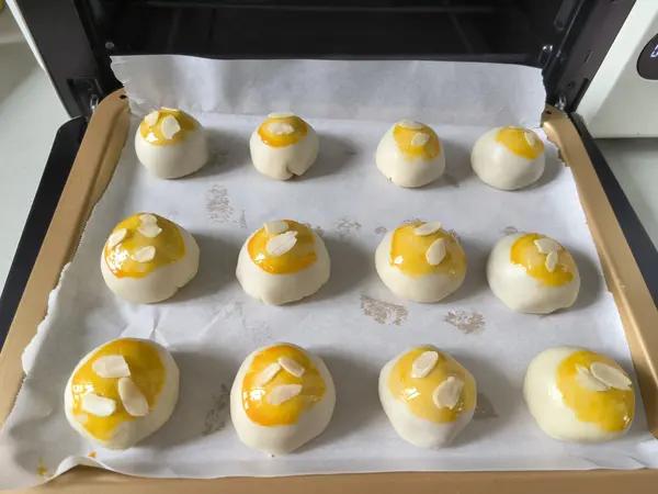小美版 酥皮蛋黄云腿月饼