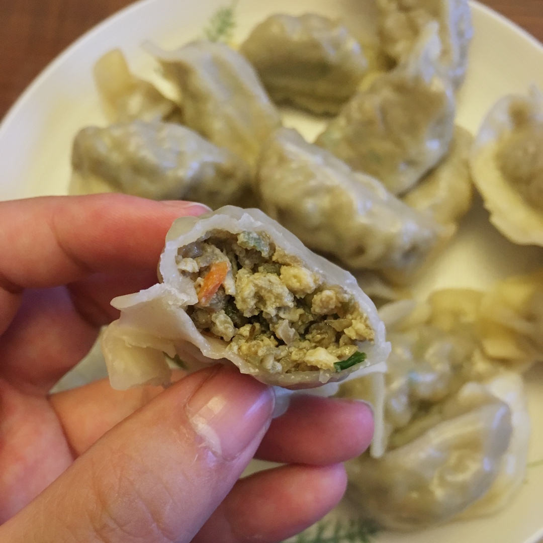 茄子饺子