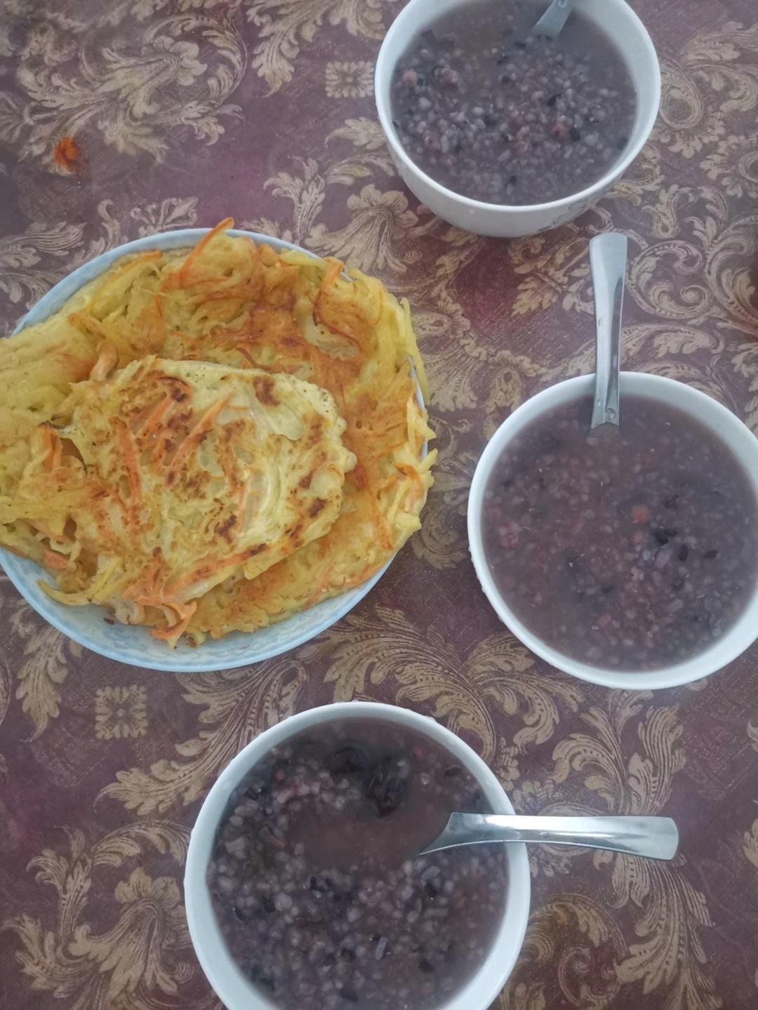 土豆饼(土豆胡萝卜丝饼)