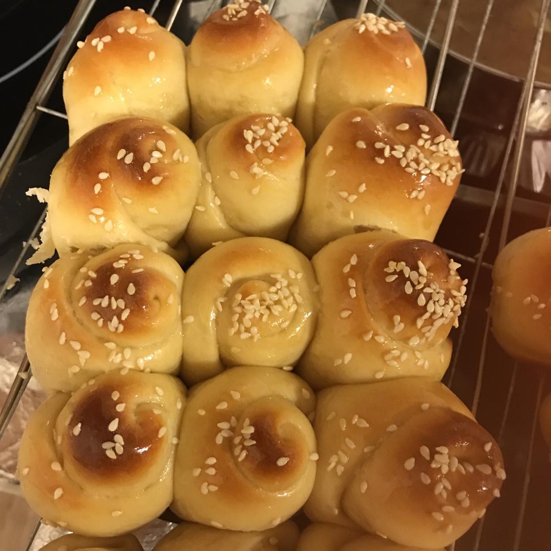 脆底蜂蜜小面包