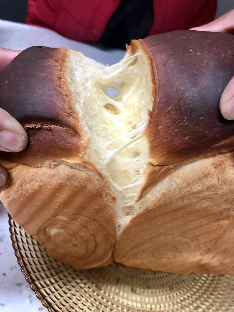 吐司，奶香手撕面包，超级香浓