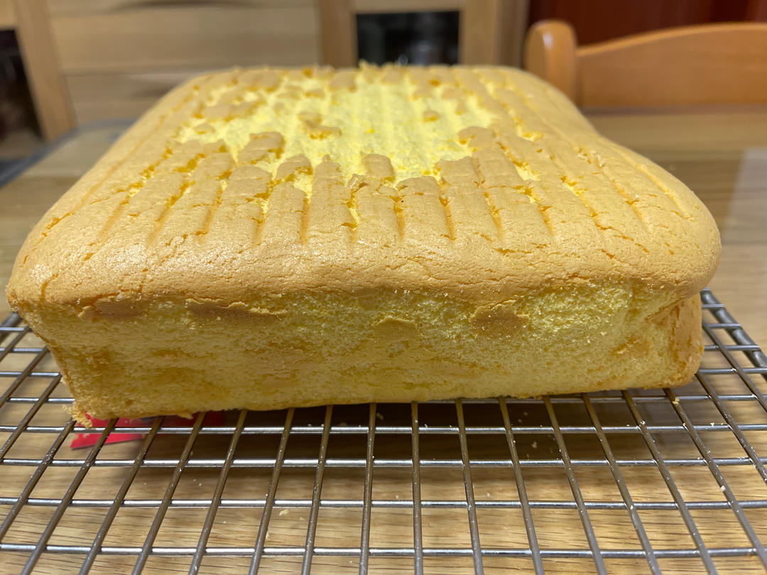 九寸方形戚风蛋糕