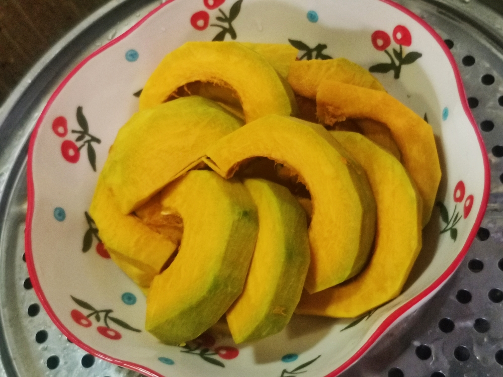 万圣节主题餐——三丁南瓜饭的做法 步骤2