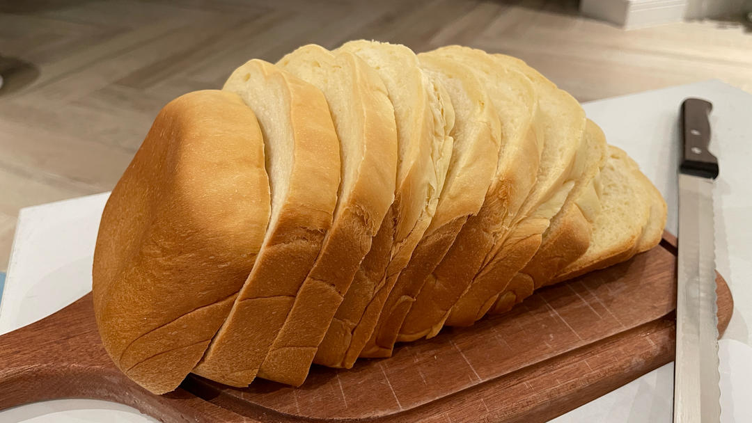 吐司，奶香手撕面包，超级香浓