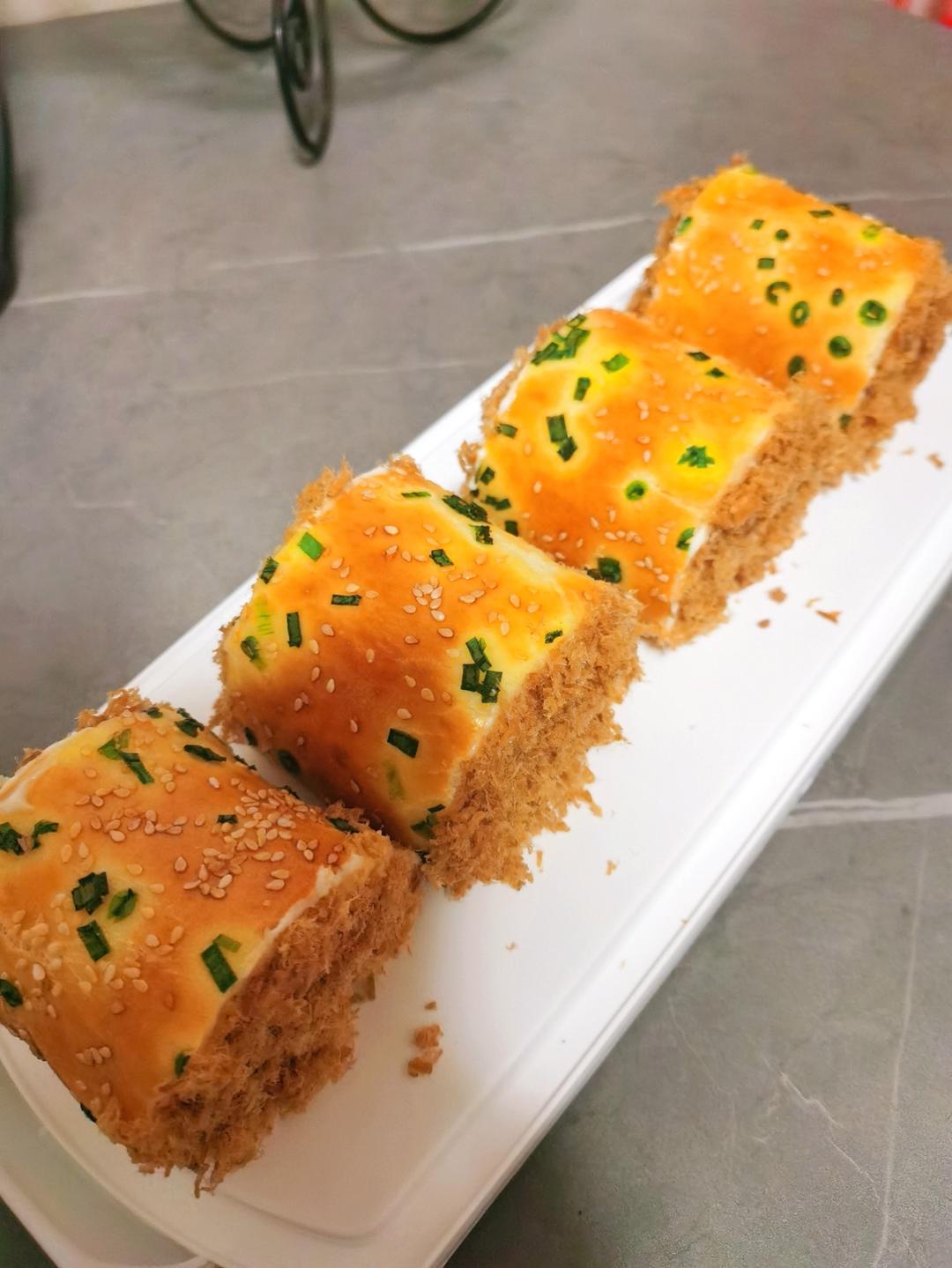 早餐香葱肉松面包卷