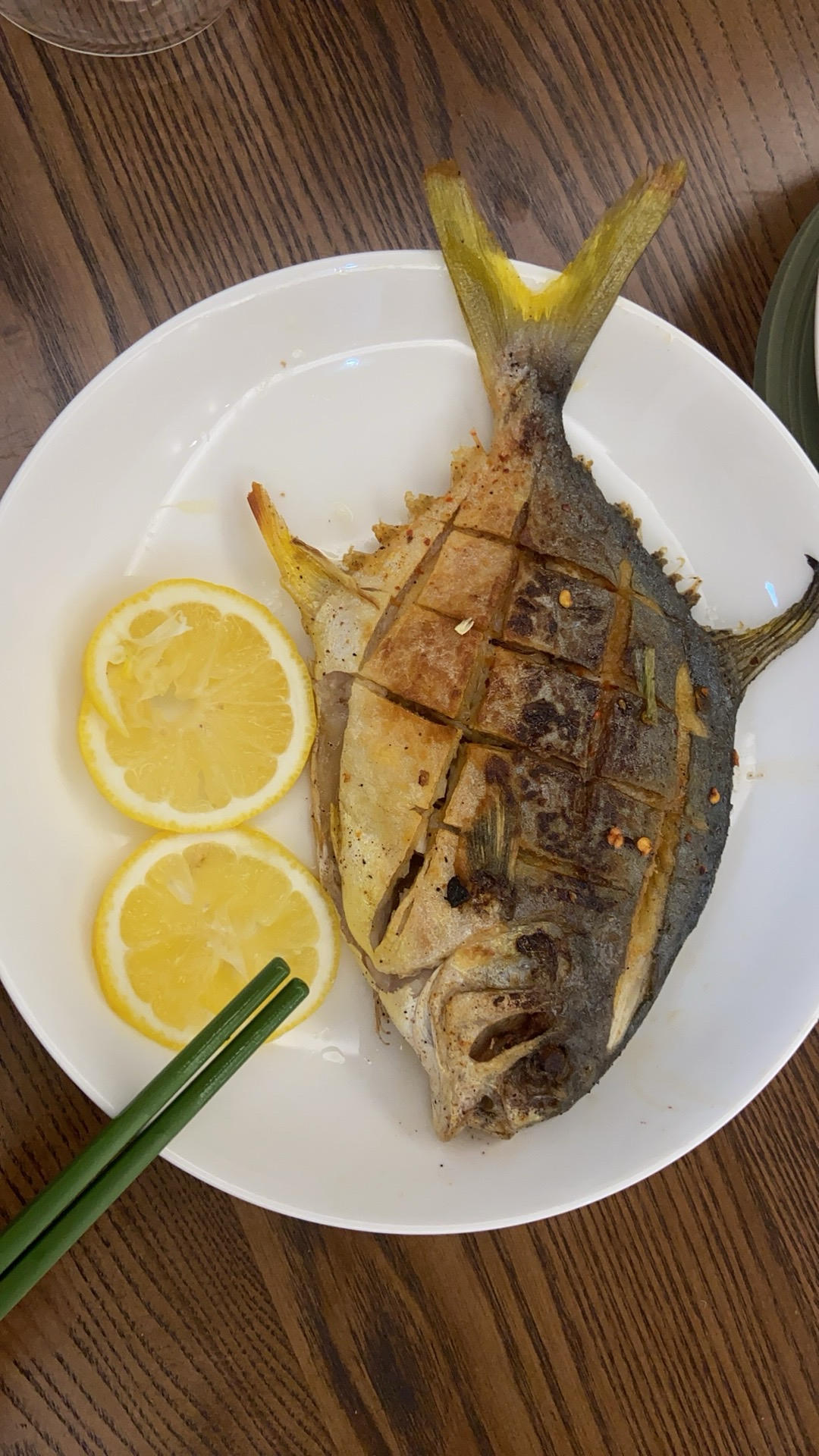 香煎金鲳鱼