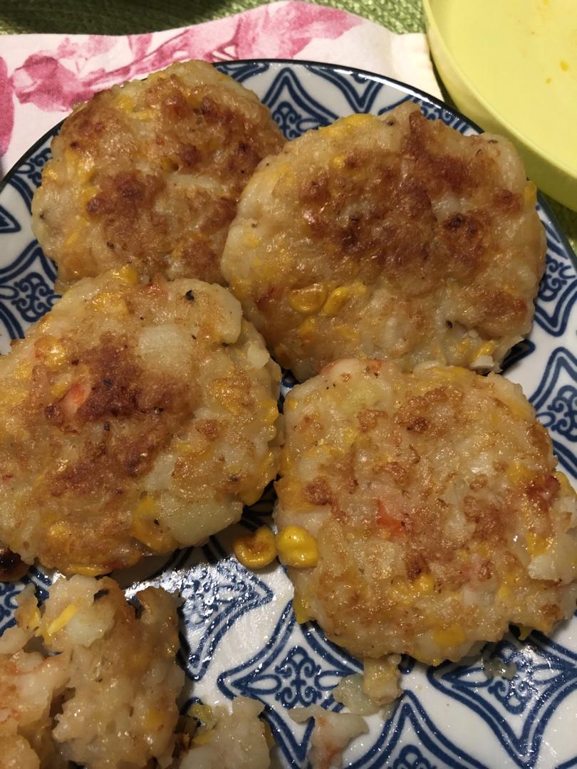 有颜值还健康的玉米虾饼，做法简单又好吃，一学就会