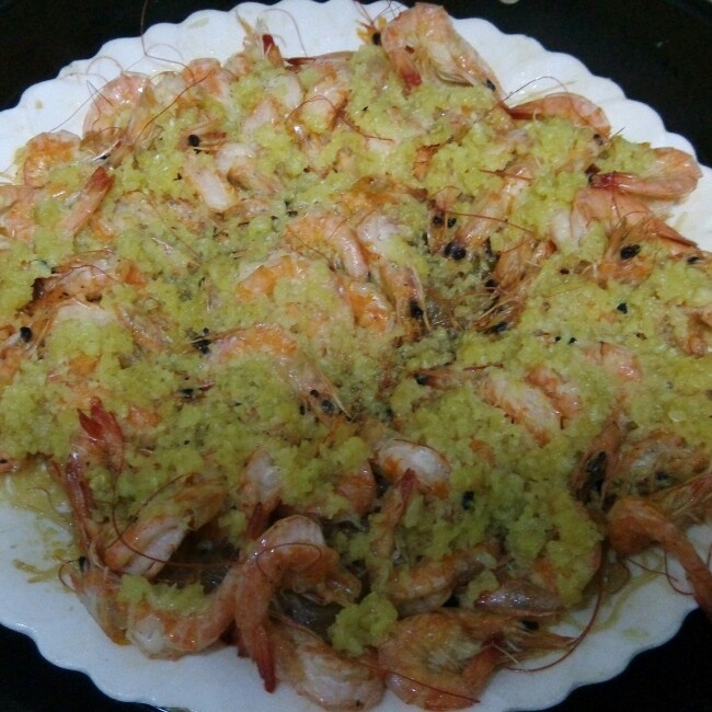 蒜蓉粉丝蒸大虾