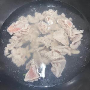 ㊙️金汤酸菜煮肉片，酸菜鱼的做法 步骤8