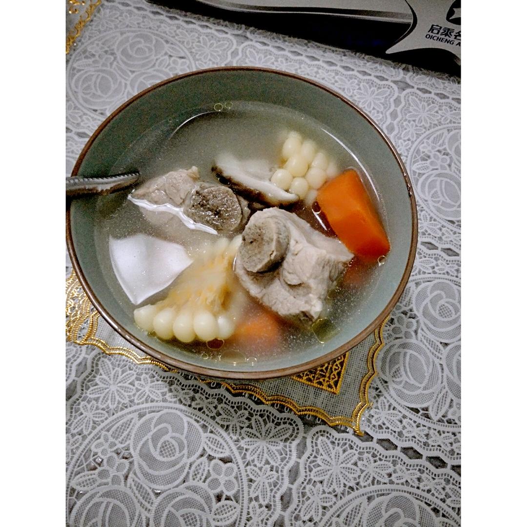 玉米排骨汤