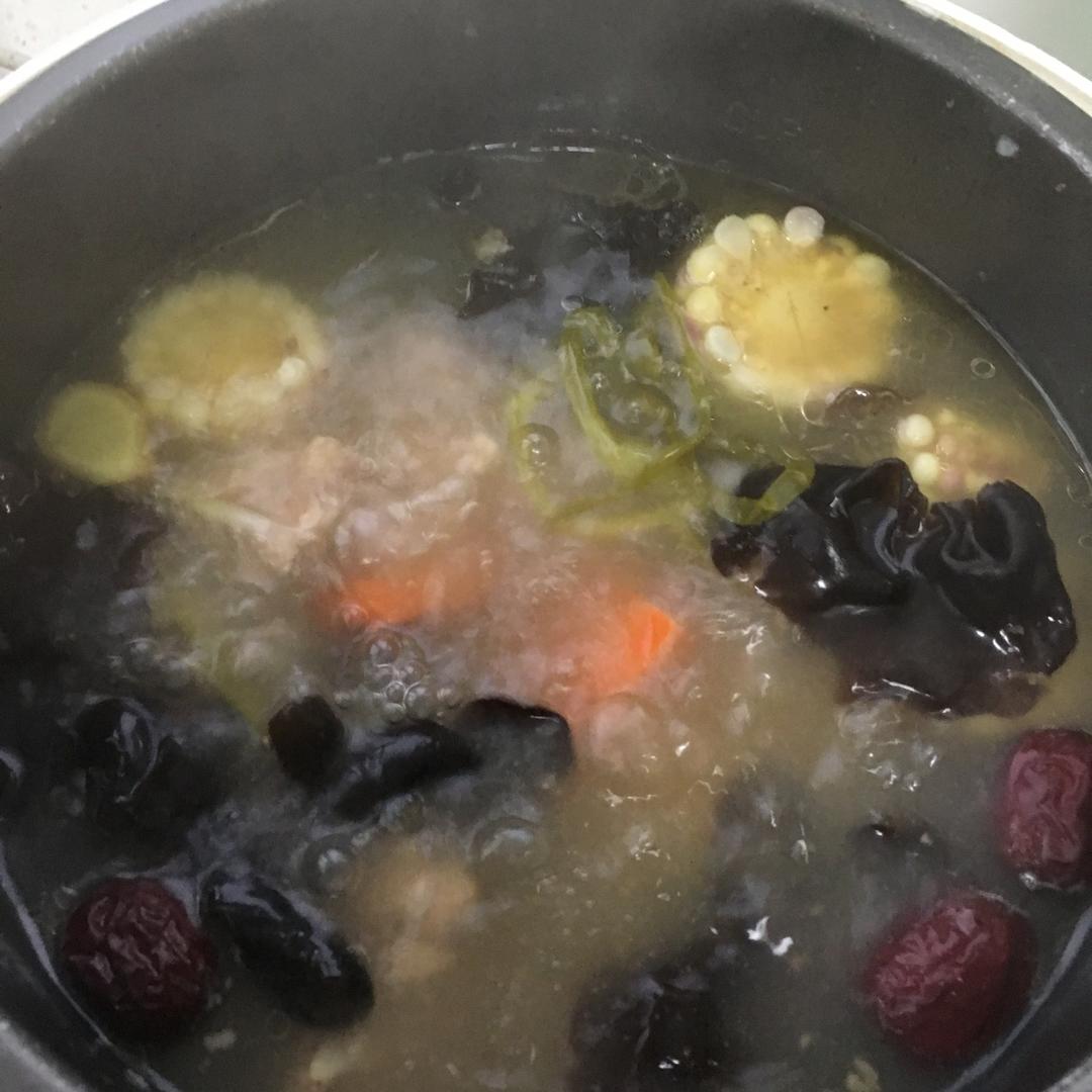 排骨山药汤