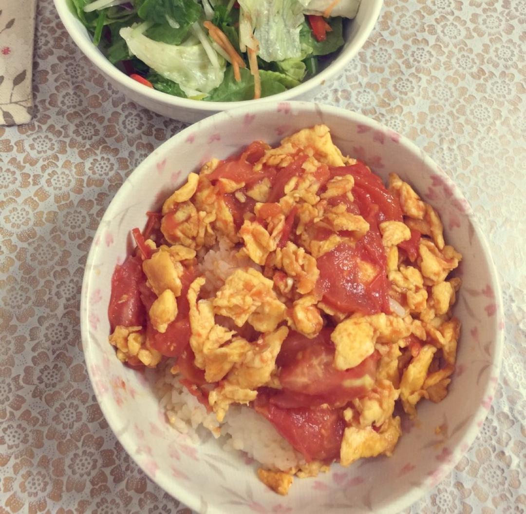 西红柿鸡蛋盖浇饭