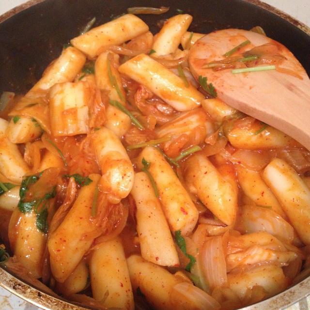 泡菜炒年糕