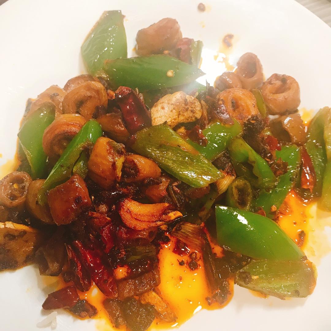 好吃到爆火爆肥肠